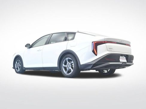 Used 2025 Kia K4 FWD image 35