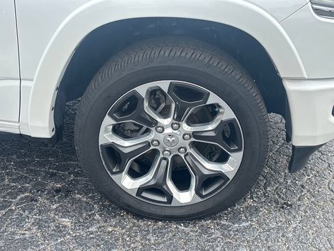 Used 2022 RAM 1500 Limited AWD/4WD image 11