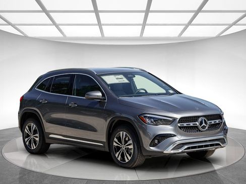 New 2026 Mercedes-Benz GLA 250 4MATIC image 5
