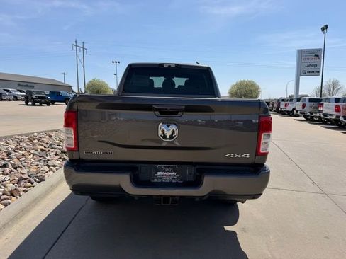 Used 2022 RAM 2500 Big Horn w/ Towing Technology Group B AWD/4WD image 7