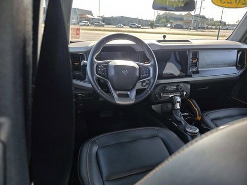 Used 2023 Ford Bronco Badlands w/ Sasquatch Package image 6