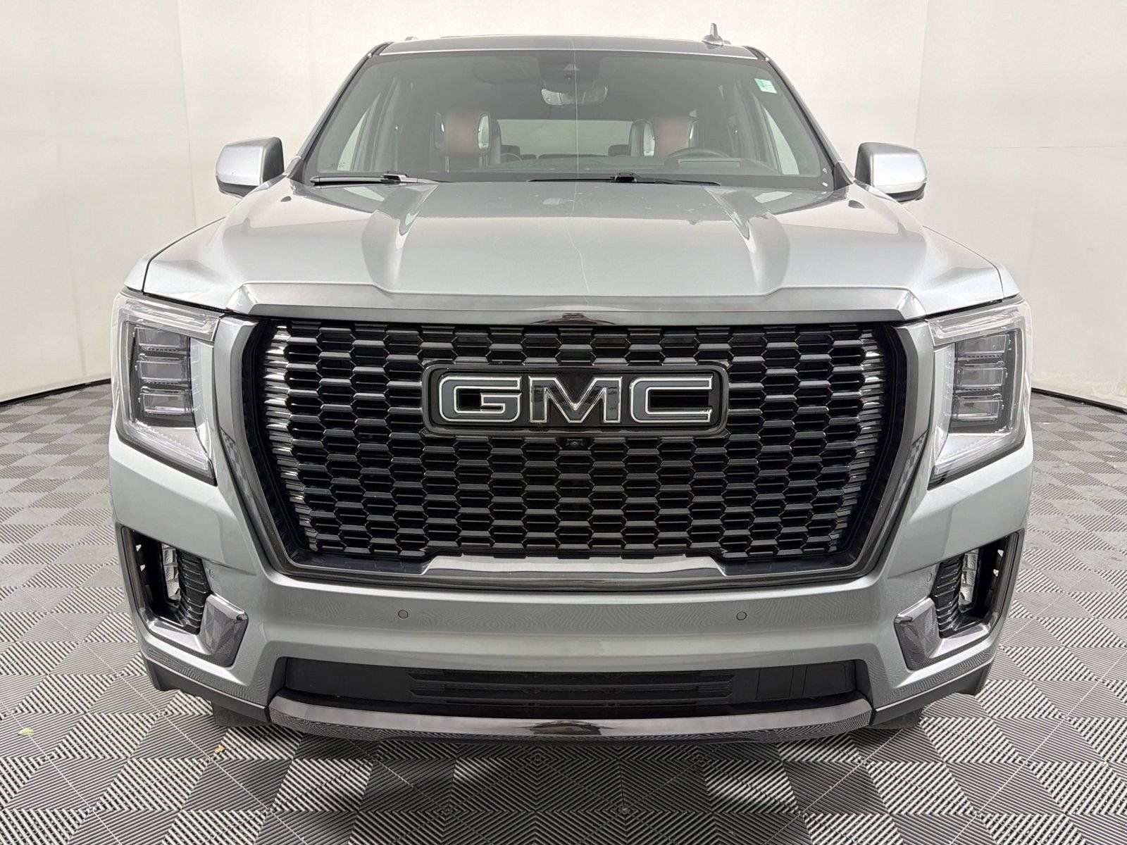 Certified 2024 GMC Yukon Denali Ultimate AWD/4WD image 2