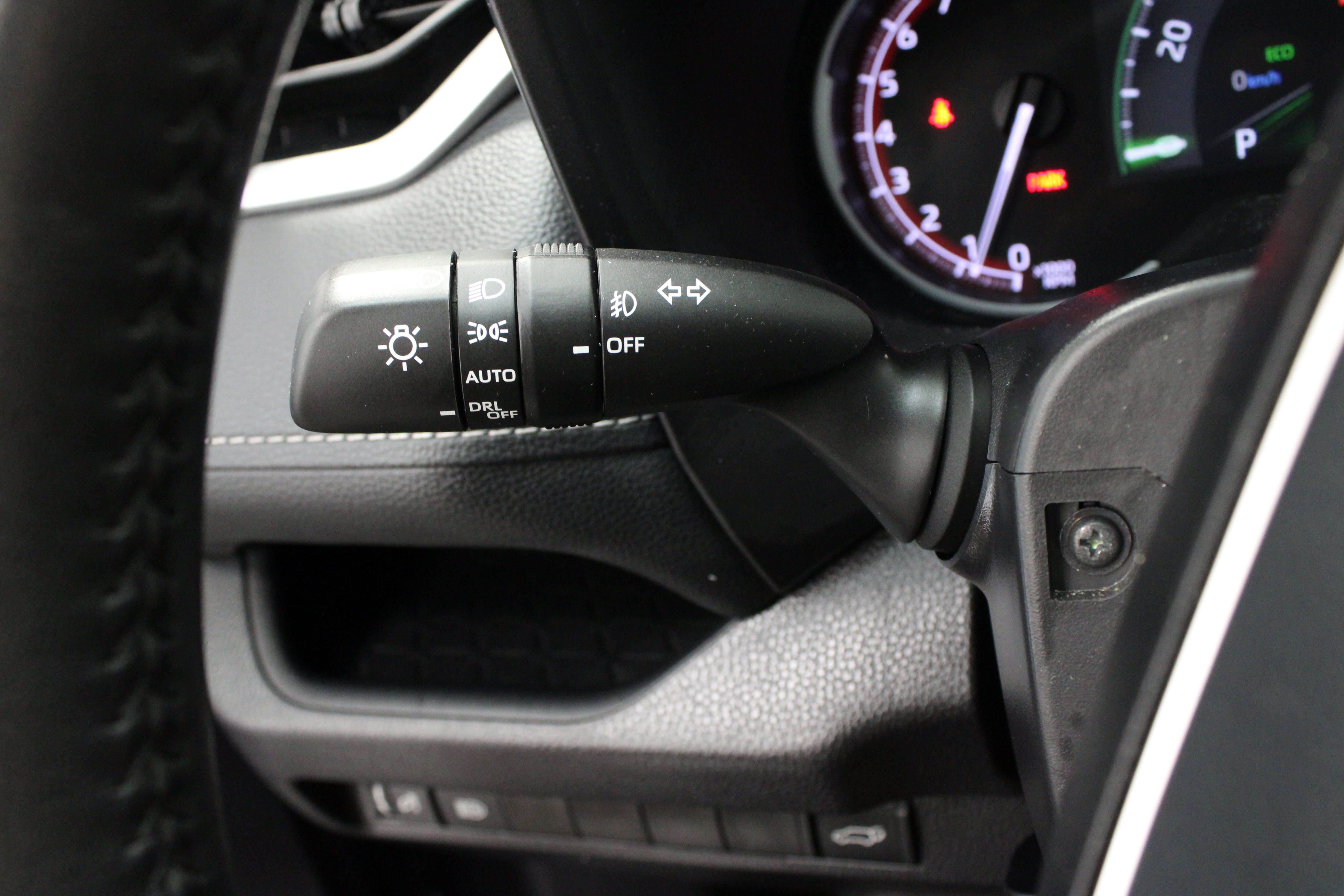 Certified 2025 Toyota RAV4 XLE Premium FWD image 25