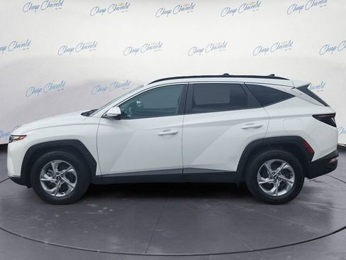 Used 2023 Hyundai Tucson SEL FWD image 2