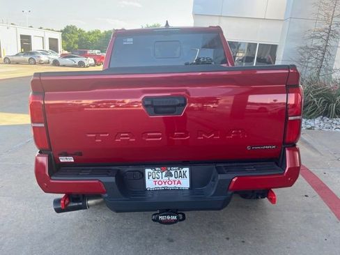 Used 2025 Toyota Tacoma TRD Off-Road w/ TRD Off Road Premium Package AWD/4WD image 6