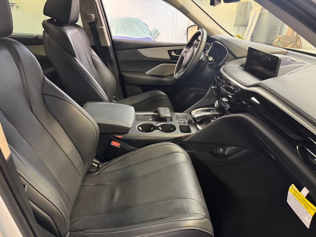 Certified 2024 Acura MDX w/ Technology Package AWD/4WD image 29