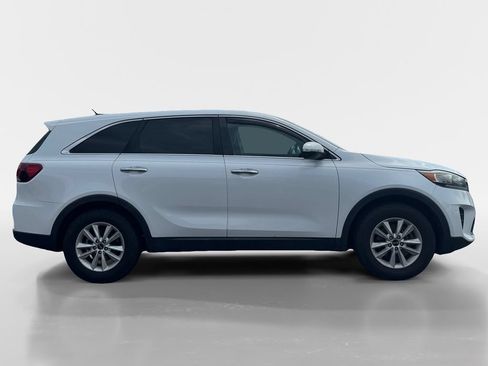 Used 2019 Kia Sorento FWD image 3