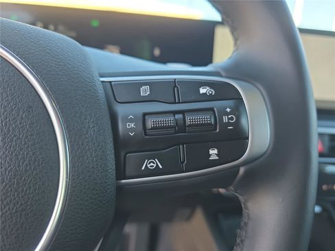 Used 2025 Kia K5 GT image 25