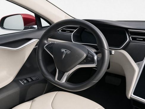 Used 2016 Tesla Model S 70 RWD image 20