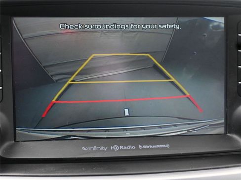 Used 2016 Kia Sorento SX image 8