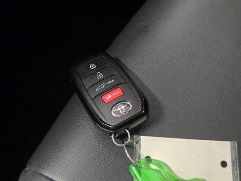 Used 2023 Toyota Corolla Cross AWD Hybrid w/ Convenience Package image 37