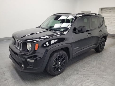 Used 2021 Jeep Renegade Latitude FWD image 2