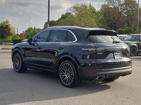 Used 2019 Porsche Cayenne AWD/4WD image 3