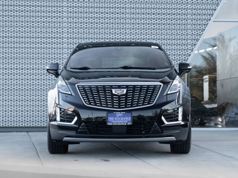 Used 2024 Cadillac XT5 Premium Luxury w/ Technology Package image 32