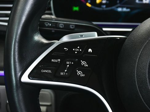 Used 2024 Mercedes-Benz GLE 450 4MATIC image 37