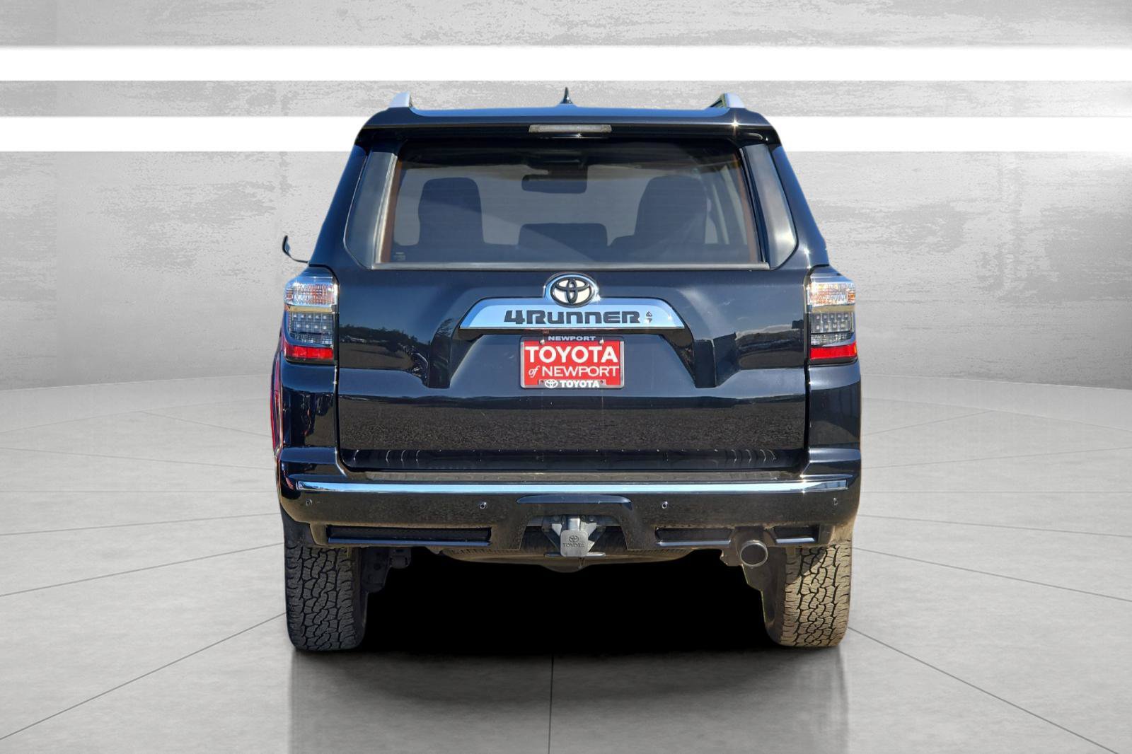 Used 2021 Toyota 4Runner Limited AWD/4WD image 5