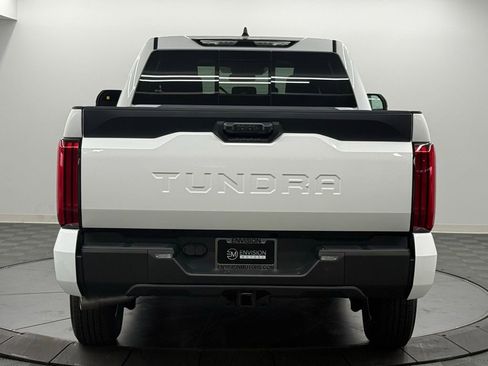 New 2026 Toyota Tundra SR image 8
