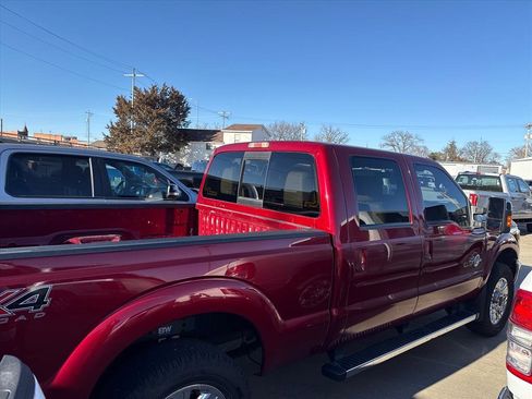 Used 2016 Ford F250 Lariat w/ Lariat Ultimate Package image 3