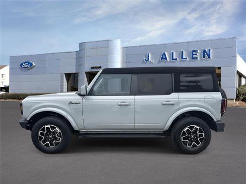 Certified 2024 Ford Bronco Outer Banks image 2