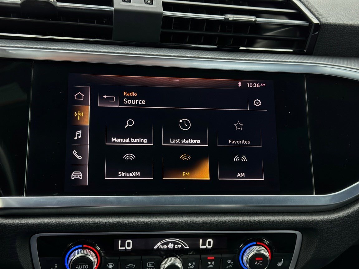 Used 2019 Audi Q3 2.0T Premium AWD/4WD image 11