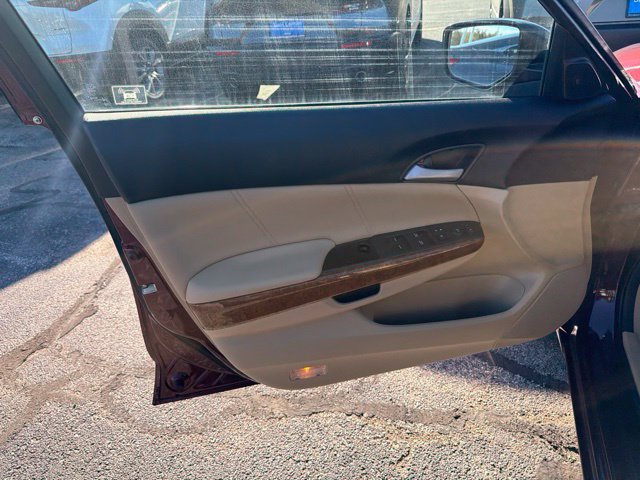 Used 2012 Honda Accord EX-L image 14