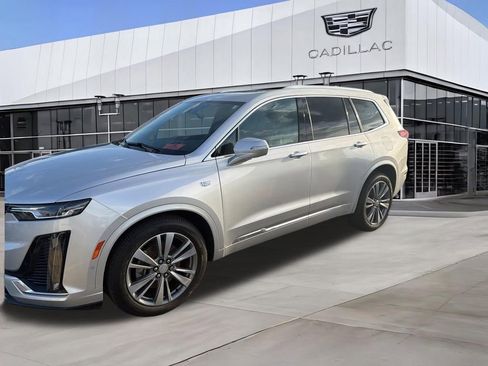 Used 2020 Cadillac XT6 Premium Luxury AWD/4WD image 5