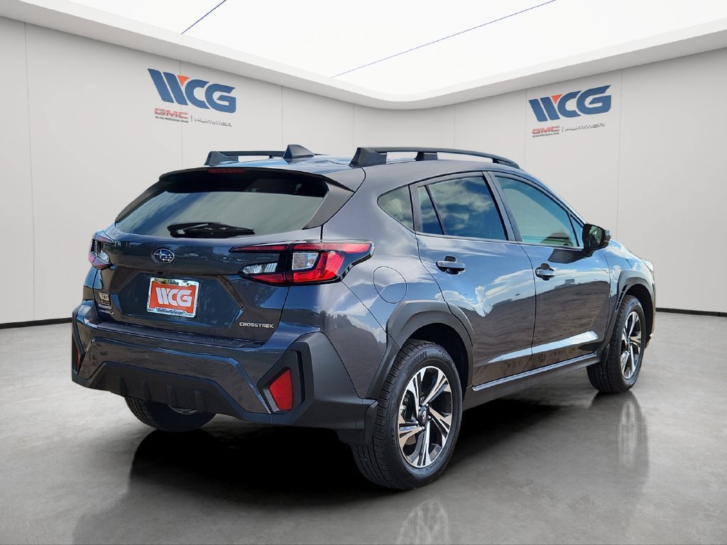 Used 2024 Subaru Crosstrek 2.0i Premium w/ Popular Package #3 AWD/4WD image 3