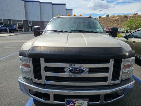 Used 2008 Ford F350 2WD Crew Cab DRW Super Duty image 2