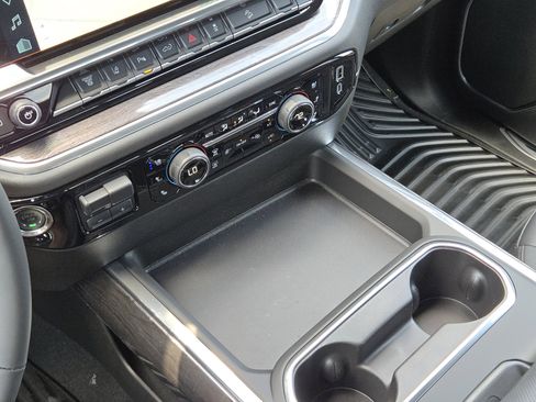 New 2025 Chevrolet Silverado 2500 LTZ w/ LTZ Plus Package image 16