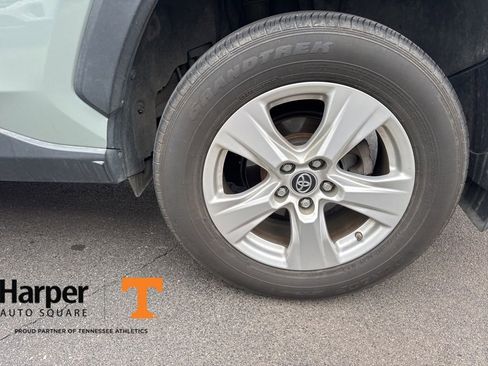 Used 2019 Toyota RAV4 XLE image 20