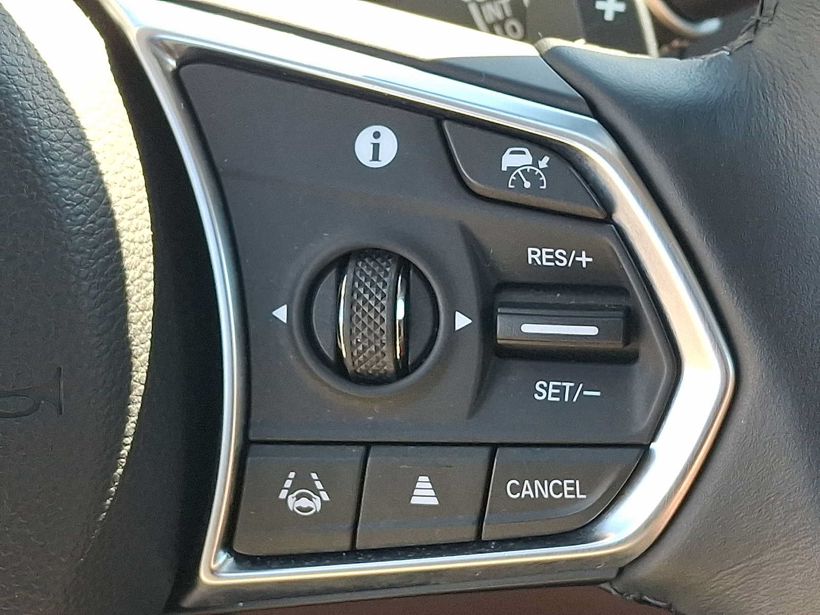 Certified 2023 Acura RDX w/ Technology Package AWD/4WD image 23