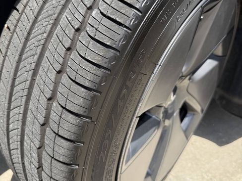 Used 2022 Tesla Model 3 Standard Range RWD image 9