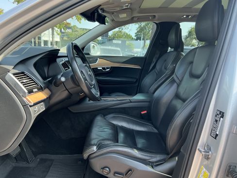 Used 2018 Volvo XC90 T6 Inscription w/ Convenience Package AWD/4WD image 16