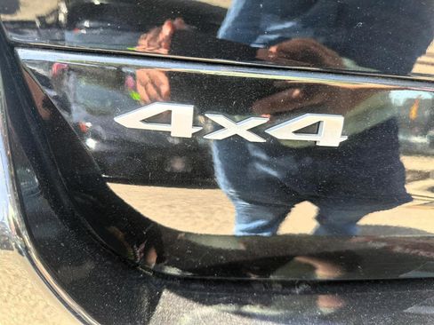 Used 2024 Jeep Grand Cherokee L Limited w/ Luxury Tech Group II image 8