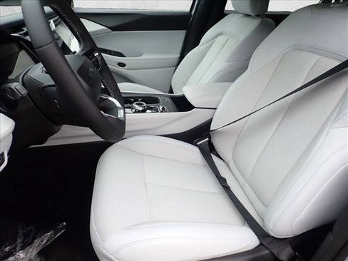 New 2026 Jeep Cherokee Laredo image 11