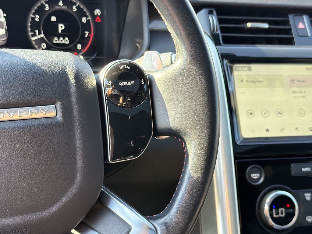 Used 2019 Land Rover Discovery HSE AWD/4WD image 26
