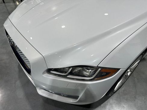 Used 2016 Jaguar XJ L Portfolio AWD/4WD image 15