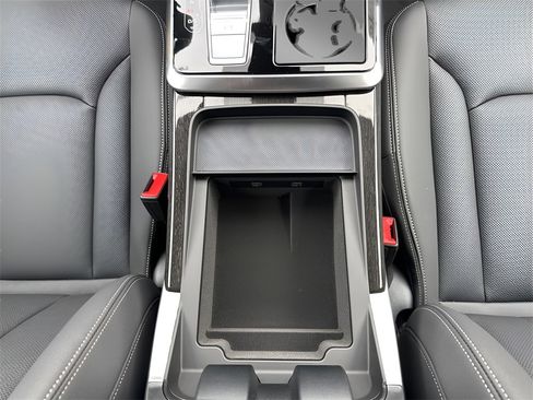 New 2026 Audi Q8 Premium Plus image 23