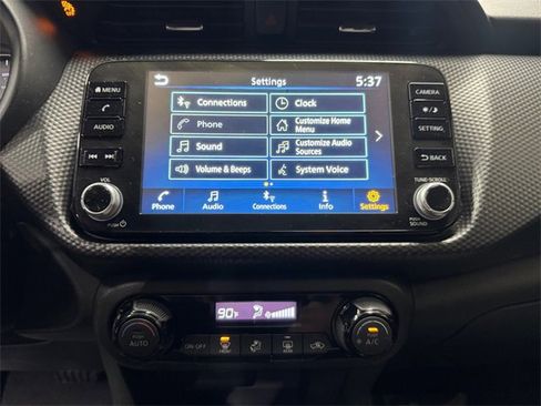 Used 2021 Nissan Kicks SV image 12