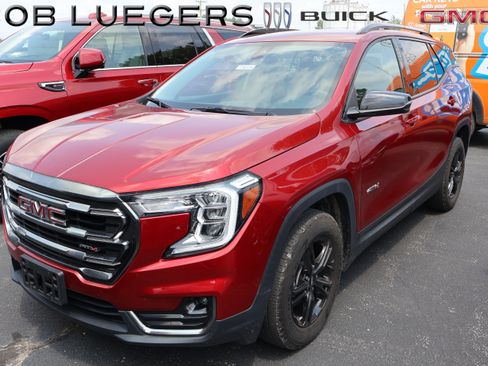 Used 2023 GMC Terrain AT4 w/ Infotainment Package II AWD/4WD image 2