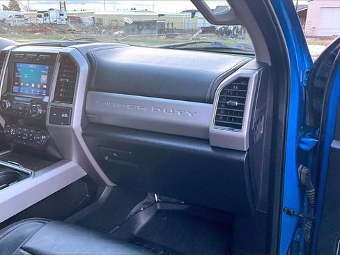 Used 2020 Ford F350 Lariat image 17