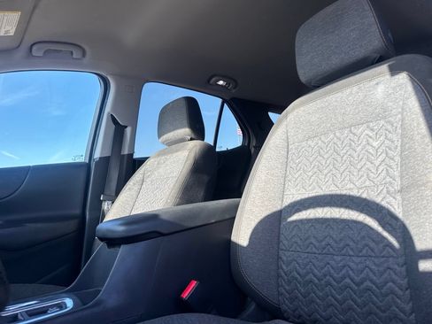 Used 2023 Chevrolet Equinox LT FWD image 36