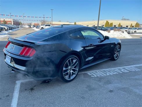 Used 2017 Ford Mustang GT Premium w/ Equipment Group 401A image 5