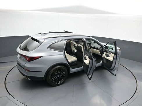 Used 2025 Acura MDX A-Spec image 48