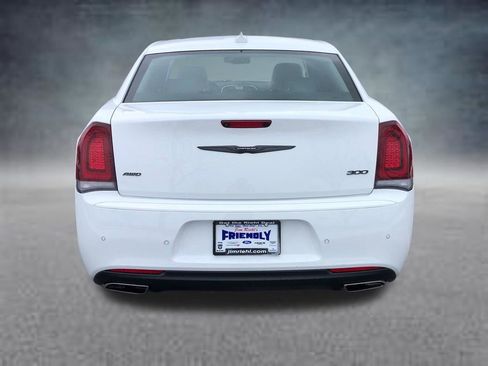 Used 2023 Chrysler 300 Touring L w/ Popular Equipment Group image 6