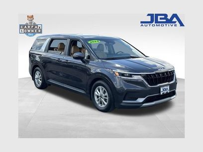 Used 2024 Kia Carnival LX