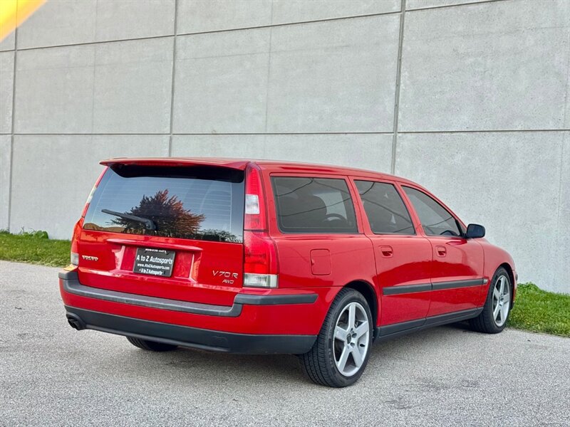 Used 2004 Volvo V70 R AWD/4WD image 12