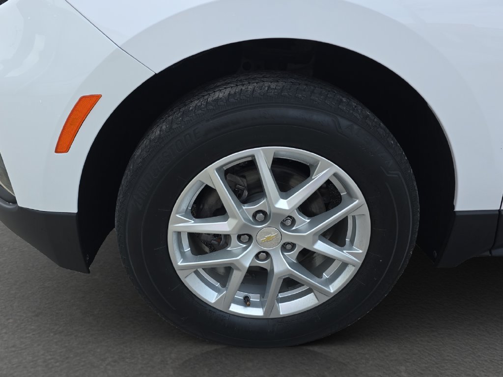 Used 2022 Chevrolet Equinox LT AWD/4WD image 4