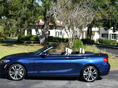 Used 2017 BMW 230i xDrive Convertible AWD/4WD image 29