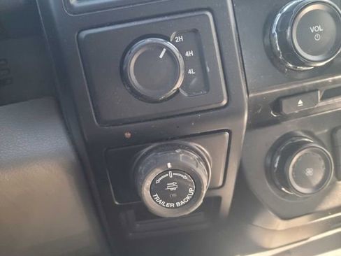 Used 2017 Ford F150 XL w/ Equipment Group 101A Mid image 22